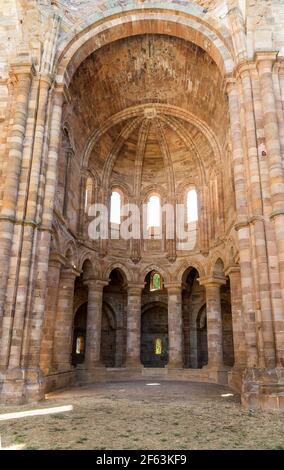 Abbaye de Moreruela. Ruines du monastère cistercien du XIIe siècle de Santa María de Moreruela, à Granja de Moreruela, Zamora. Espagne. Europe. Banque D'Images