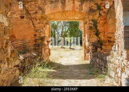 Abbaye de Moreruela. Ruines du monastère cistercien du XIIe siècle de Santa María de Moreruela, à Granja de Moreruela, Zamora. Espagne. Europe. Banque D'Images