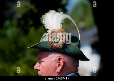 Marksmen Hat,on a Schützenfest (festival allemand) est un festival ou une foire traditionnelle avec un concours de tir de cible. Banque D'Images