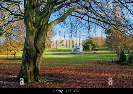 Royaume-Uni, Yorkshire du Sud, Barnsley, kiosque à musique Locke Park