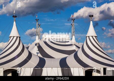 Cirque du Soleil en été, Québec, Canada Banque D'Images