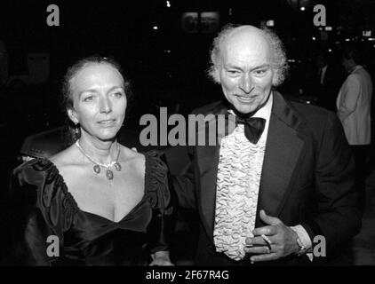Barbara Havelone et Lee Van Cleef le 3 mai 1982 crédit : Ralph Dominguez/MediaPunch Banque D'Images