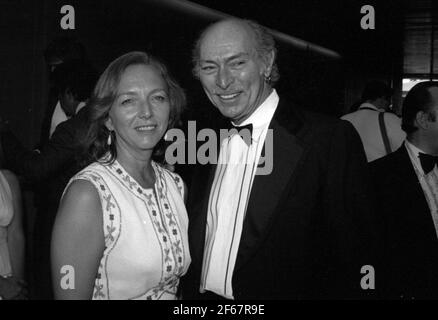 Barbara Havelone et Lee Van Cleef Circa années 1980 crédit: Ralph Dominguez/MediaPunch Banque D'Images