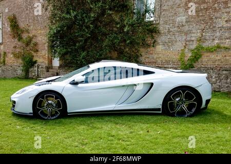 Wilton House, Wiltshire, Royaume-Uni - août 10 2014 : la McLaren 12C concept car par MSO au Wilton House Classic and Sportscar Show 2014 Banque D'Images