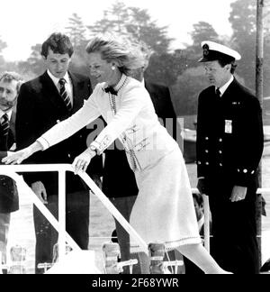 LA PRINCESSE MICHAEL DE KENT AU LANCEMENT DE SPIRIT OF BRITAIN À HAMBLE. PIC MIKE WALKER, 1984 Banque D'Images