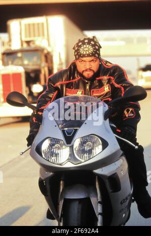 Cube de glace, « couple » (2004). Crédit photo : Richard Foreman/Warner Bros. Photos/THA. Référence du fichier # 34082-1513THA Banque D'Images