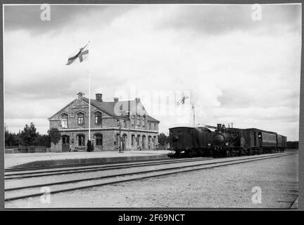 Gare de Ljungbyhed. Helsingborg - les chemins de fer de Hässleholm, HHJ Lok 1, la première portée était HHJ Lok 3 'Gunnarstorp'. La locomotive a été fabriquée en 1874 par Beyer Peacock & Co. Elle a été mise au rebut en 1935. Banque D'Images