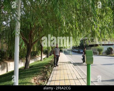 ispahan, iran - 18 mars 2016 : photo dans la rue de la ville d'ispahan Banque D'Images