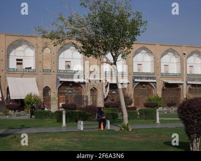 ispahan, iran - 18 mars 2016 : photo dans la rue de la ville d'ispahan Banque D'Images