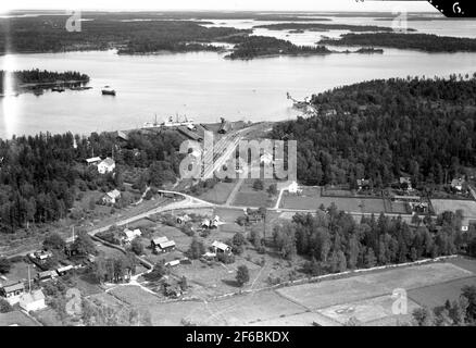 Vue aérienne de la station de métro ouverte 2/1 1878, lieu de chargement FR 17/6 1974. 1989-09-04 ouvert färetafärk Farmshamn T Nystad, Finnland. La station actuelle a été construite en 1909 (deux étages en bois). Le chemin de fer a été agrandi en 1915 et 1935. L'ancienne maison de gare a été changée pour l'opportunisme du personnel Banque D'Images