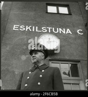 Stins Gustaf Blom en face de la gare d'Eskilstuna C. Banque D'Images