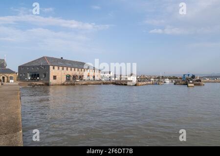 Jennings Building et Porthcawl Marina Banque D'Images