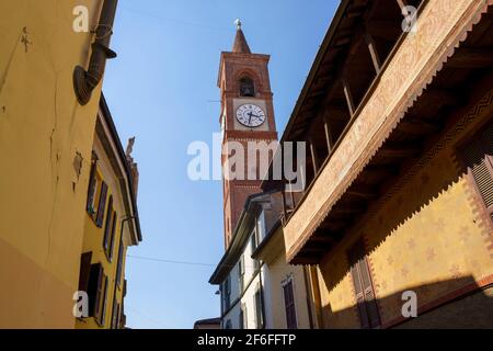 Abbiategrasso, province de Milan, Lombardie, Italie : anciens bâtiments de la ville historique Banque D'Images