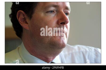 Piers Morgan rédacteur en chef du Daily Mirror..pic David Sandison 4/4/2003 Banque D'Images