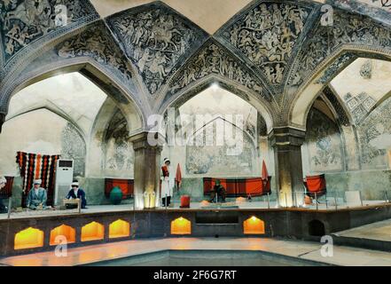 shiraz, iran - 18 avril 2019 : photo des statues de cire dans la salle de bain de Vakil Banque D'Images