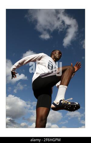 Newham Athletics academy .... athlètes pour la ffuture. Rashid Kakoza 17 ans de Manor Parkphotographie par David Sandison The Independent Banque D'Images