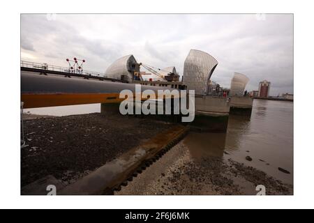 Pour éviter une vague de panique comme film de catastrophe Écrans d'inondation au cours de mars 2008, la presse a reçu un Visite de la barrière de la Tamise qui protégera Londres Inondations au cours des 100 prochaines années.photo de David Sandison le Indépendant Banque D'Images