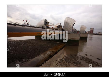 Pour éviter une vague de panique comme film de catastrophe Écrans d'inondation au cours de mars 2008, la presse a reçu un Visite de la barrière de la Tamise qui protégera Londres Inondations au cours des 100 prochaines années.photo de David Sandison le Indépendant Banque D'Images