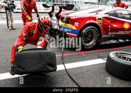 51 CALADO James (gbr), PIER GUIDI Alessandro (ita), Ferrari 488 GTE équipe AF Corse, action pendant le Championnat du monde d'endurance WEC 2017 de la FIA, 6 heures du Mexique du 1er au 3 septembre - photo Frédéric le Floc'h / DPPI Banque D'Images