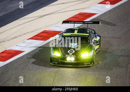 97 TURNER Daren (gbr), ADAM Jonny (gbr), Aston Martin Vantage équipe Aston Martin, action pendant le Championnat du monde d'endurance WEC 2017 de la FIA, 6 heures de Bahreïn du 15 au 18 novembre au circuit International de Sakhir - photo DPPI Banque D'Images