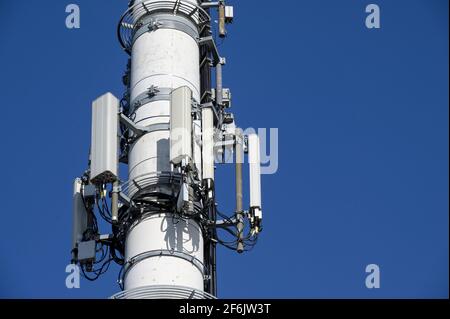 Allemagne, mât de transmission cellulaire / DEUTSCHLAND, Timmendorfer Strand, Sendemast fuer Mobilfunk Banque D'Images