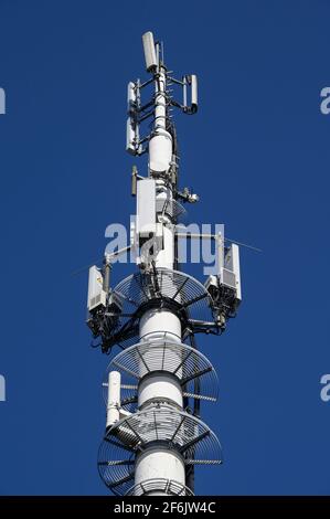 Allemagne, mât de transmission cellulaire / DEUTSCHLAND, Timmendorfer Strand, Sendemast fuer Mobilfunk Banque D'Images