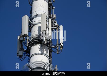 Allemagne, mât de transmission cellulaire / DEUTSCHLAND, Timmendorfer Strand, Sendemast fuer Mobilfunk Banque D'Images