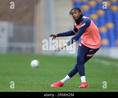 WIMBLEDON ANGLETERRE - MARS 31: Thimothee Lo-Tutala de Tottenham Hotspur moins de 18 ans pendant la coupe de la jeunesse FA quatrième ronde propre entre AFC Wimbledon et T Banque D'Images