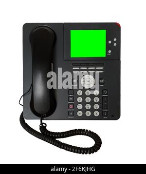 Téléphone de bureau moderne noir multi-boutons IP isolé sur fond blanc avec espace de copie écran vert vierge. Banque D'Images