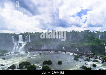 Les majestueuses chutes d'Iguaçu, une des merveilles du monde Banque D'Images