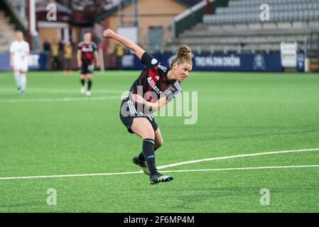 Malmö, Suède. 1er avril 2021. Linda Dallmann (10) du Bayern Munich vu dans la deuxième partie de la finale de la Ligue des champions de l'UEFA à Malmö Idrottsplats à Malmö, Suède. (Crédit photo : Gonzales photo/Alamy Live News Banque D'Images