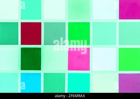 Échantillons de différentes nuances de turquoise, bleu-vert, couleur azur en arrière-plan carré, texture en mosaïque abstraite brillante. Banque D'Images