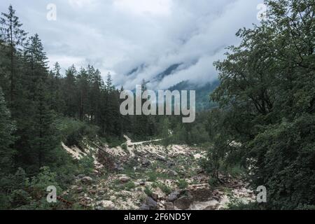 Rivière sèche dans le parc national de berchtesgaden, Allemagne Banque D'Images