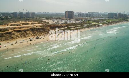 Photographie aérienne de la côte du nord de tel Aviv, en regardant vers le sud Banque D'Images