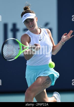 Miami Gardens, Floride, États-Unis. 1er avril 2021. Ashleigh Barty vs Elina Svitolina pendant les demi-finales de l'Open de Miami 2021au Hard Rock Stadium le 01 avril 2021 à Miami Gardens, Floride. Crédit : Mpi04/Media Punch/Alamy Live News Banque D'Images