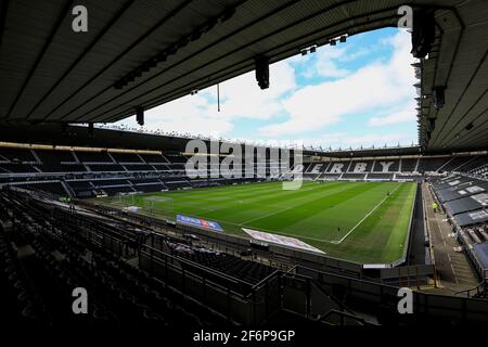 Derby, Royaume-Uni. 02 avril 2021. Vue intérieure du Pride Park à Derby, Royaume-Uni le 4/2/2021. (Photo de Conor Molloy/News Images/Sipa USA) crédit: SIPA USA/Alay Live News Banque D'Images