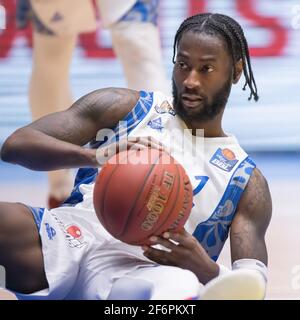 01 avril 2021, Hessen, Francfort-sur-le-main: Matt Mobley (Fraport Skyliners, 1). Match de basket-ball du BBL easyCredit entre Fraport Skyliners et NINERS Chemnitz le 1er avril 2021 au Fraport Arena de Francfort-sur-le-main. Photo: Jürgen Kessler/Kessler-Sportfotografie/dpa Banque D'Images