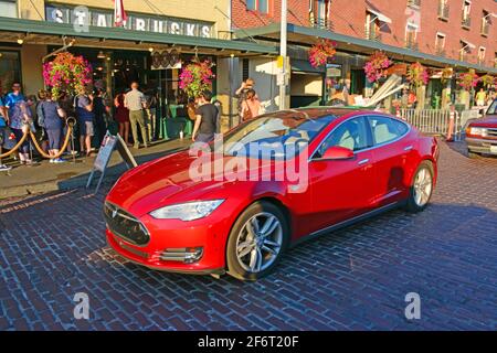 Voiture électrique Tesla - l'avenir. Banque D'Images