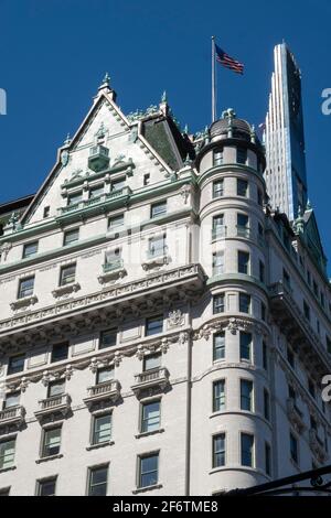 Plaza Hotel, avec Steinway Tower, 111 W. 57th Street, NYC, Etats-Unis Banque D'Images