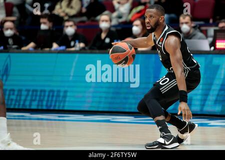 SAINT-PÉTERSBOURG, RUSSIE - 2 AVRIL: Norris Cole de LDLC ASVEL Villeurbanne pendant le match EuroLeague Basketball entre BC Zenit Saint-Pétersbourg et Banque D'Images