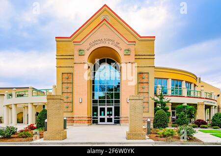 Alabama School of Mathematics and Science est photographié, le 30 mars 2021, à Mobile, Alabama. L'école secondaire résidentielle publique a été fondée en 1989. Banque D'Images