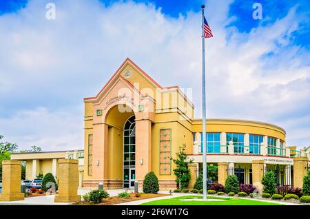 Alabama School of Mathematics and Science est photographié, le 30 mars 2021, à Mobile, Alabama. L'école secondaire résidentielle publique a été fondée en 1989. Banque D'Images