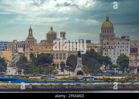 Ciel spectaculaire sur la vieille Havane, Cuba Banque D'Images