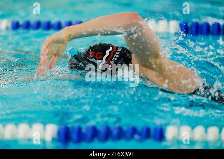 03 avril 2021, Bade-Wurtemberg, Heidelberg: Leonie Kullmann nage dans la chaleur préliminaire de 400 mètres freestyle lors d'une compétition de qualification olympique dans la salle de natation de la base olympique Rhin-Neckar. Photo: Uwe Anspach/dpa Banque D'Images