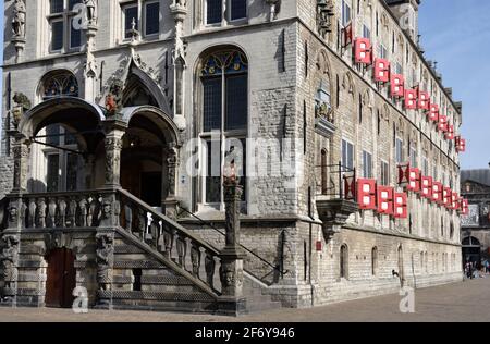 Vieux Gouda et canaux, pays-Bas au début du printemps Banque D'Images