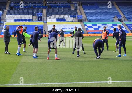 Leicester, Royaume-Uni. 03ème avril 2021. Man City Squad se réchauffe à Leicester, Royaume-Uni, le 4/3/2021. (Photo de Mark Cosgrove/News Images/Sipa USA) crédit: SIPA USA/Alay Live News Banque D'Images