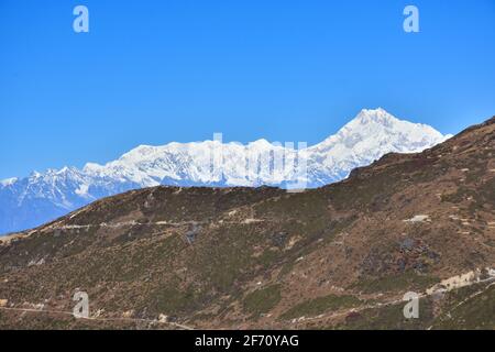 Vue panoramique et majestueuse sur le mont Kanchenjunga depuis sikkim Banque D'Images