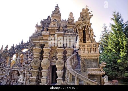 Hauterives, France : Palais idéal par Ferdinand Cheval Banque D'Images