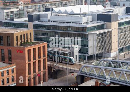 Station Street dans la ville de Nottingham, vue depuis le toit du développement de Unity Square. Notinghamshire Angleterre Royaume-Uni Banque D'Images