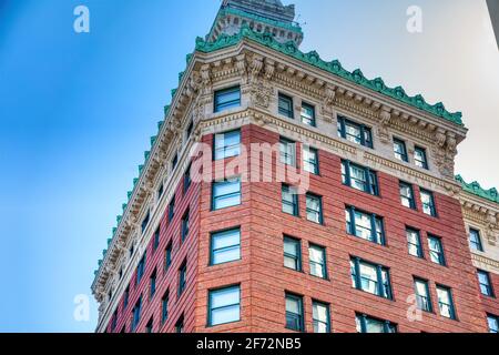 Le bâtiment Board of Trade a été converti en Oakwood Apartments, dans le quartier de Custom House du centre-ville de Boston. Banque D'Images